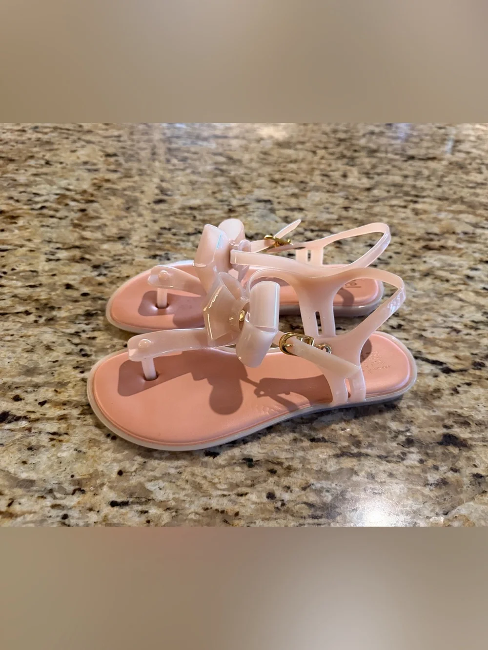 Mel Dreamed by Melissa Girls size 3 Youth Blush Double Bow T Strap Sandals